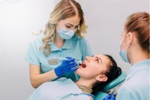 Similarities between American and Costa Rican Dentists - Dental Implants