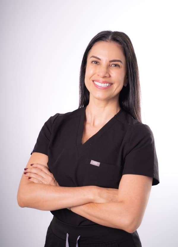 Dra Jessica Mora, DDS 1